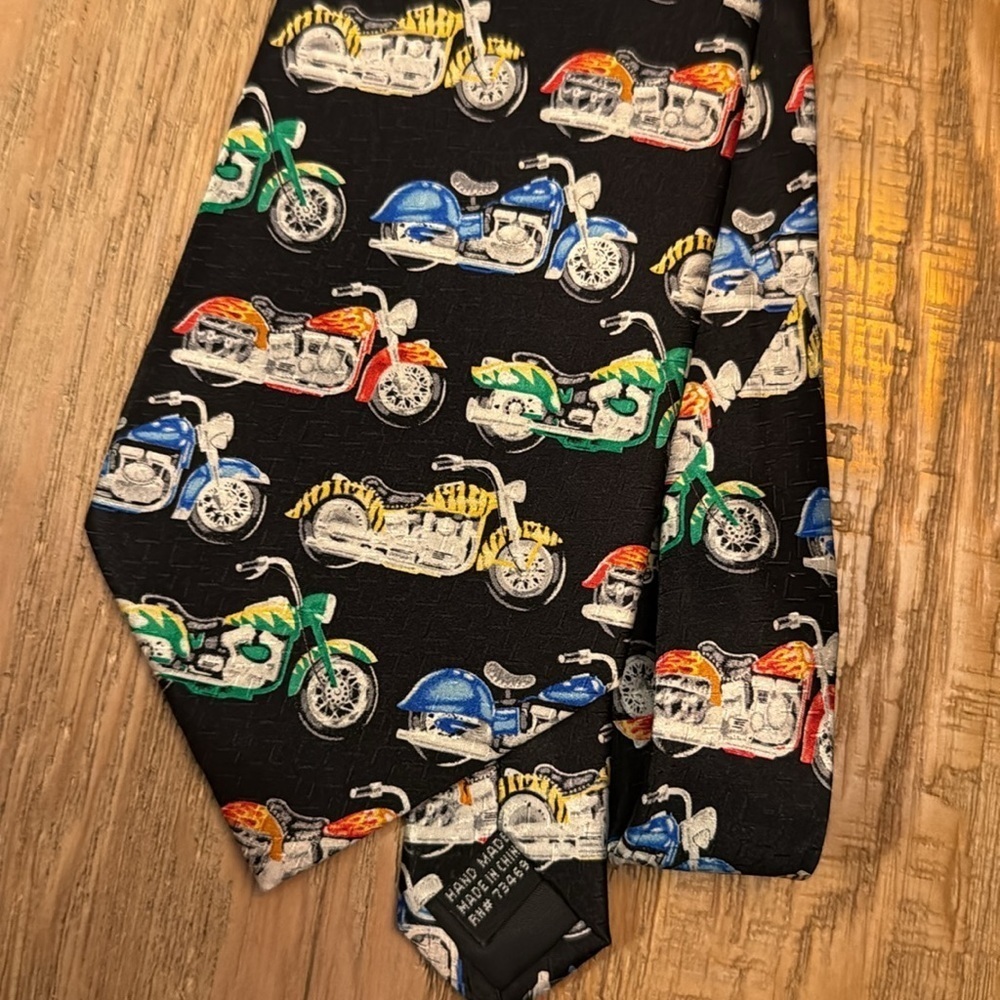 Motorcycle Print Tie NWOT
